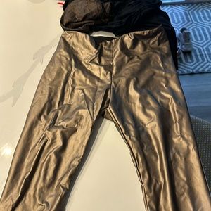 Lysse faux leather gold leggings